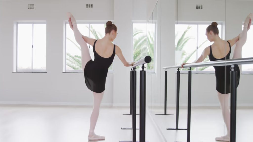Barre Workouts: Combining Ballet and Fitness
